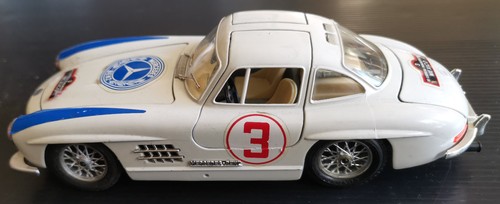 Modellauto bburago 24 - bburago, 1:24