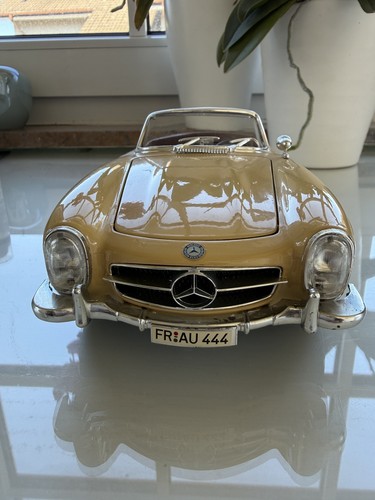 Bburago mercedes 300 - bburago,