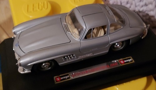 Bburago mercedes benz - mercedes, 300