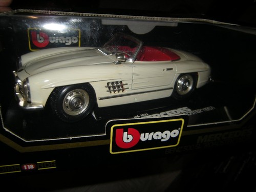 Bburago mercedes benz 300 - 1:18,