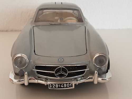 Bburago mercedes 300sl - 1:18,