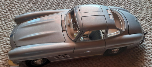 Automodell mercedes - 1:18,