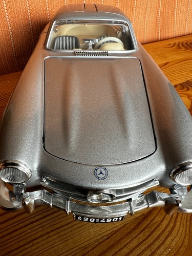 Burago mercedes benz - burago,