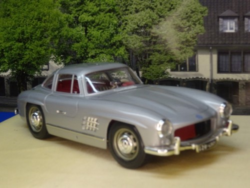 Bburago mercedes benz 300 - benz, sl
