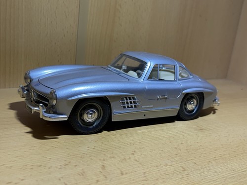 Burago mercedes benz - 1/18, mercedes-benz