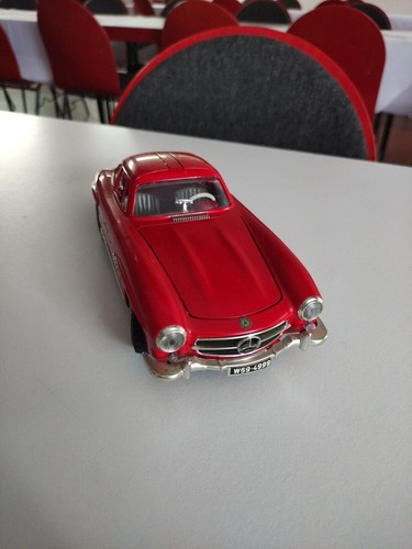 Bburago 3015 mercedes - 1:18,