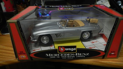 Burago 33923 mercedes - 1:18,